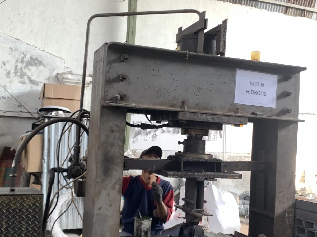 Mesin Produksi